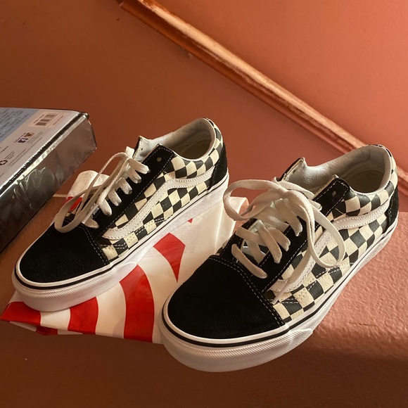 Vans Old Skool Checkerboard Skate Shoe - Picture 2 of 5